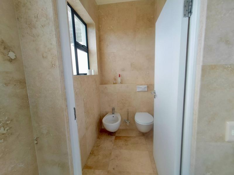 4 Bedroom Property for Sale in Hout Bay Western Cape
